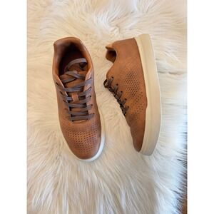Perry Ellis brown sneakers size 3 EUC